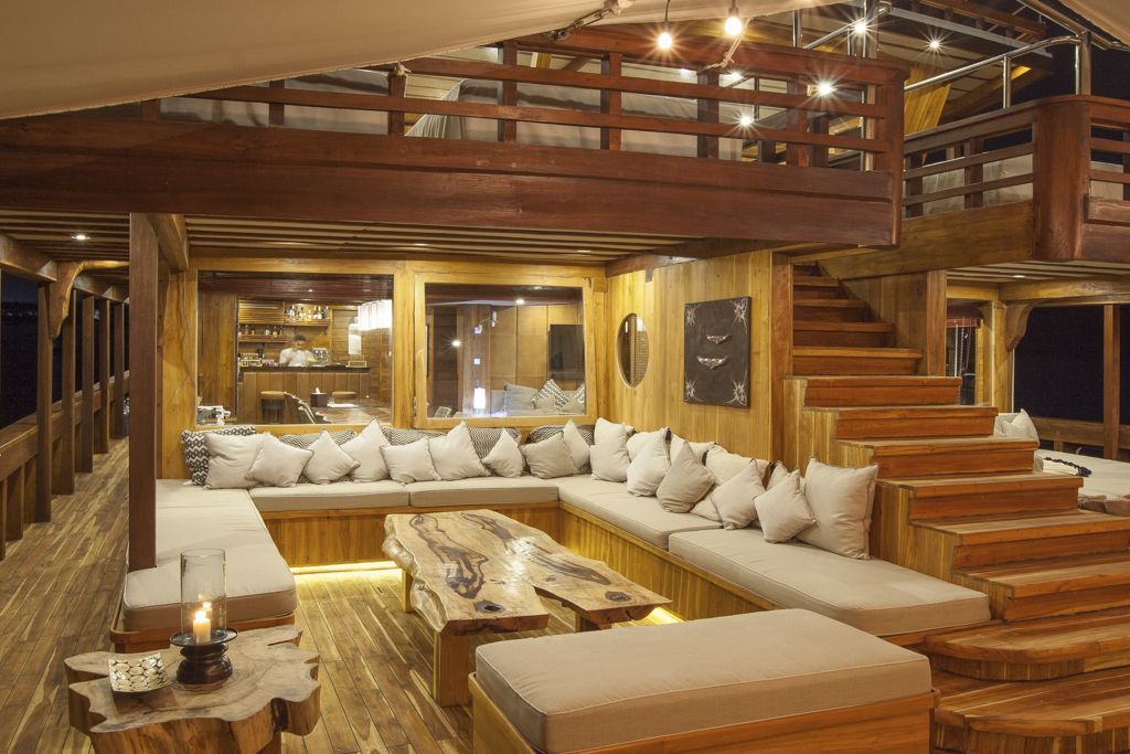 3d65aef3444fba657632ed186652e309.ultimate-yachts-indonesia-Prana23-1.jpg